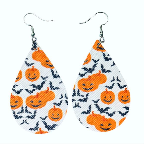 Jewelry - 🌻3 for$12 🖤Faux Leather Dangle Earrings